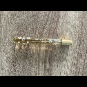 Marc Jacobs Daisy Rollerball perfumer brand new